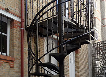 Scari interior exterior